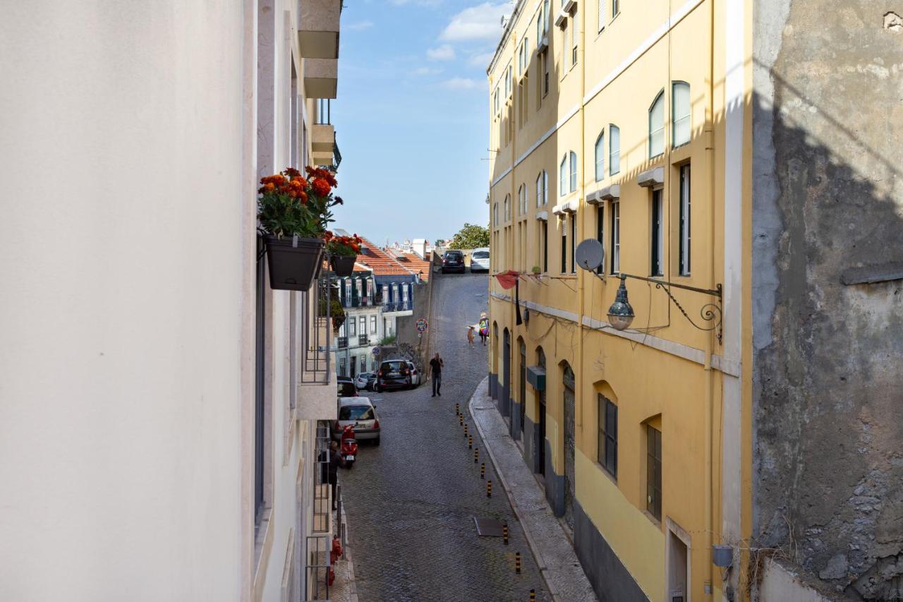 Joivy 2-Br Flat With Garage Near Castelo De S Jorge Apartment Lisbon Exterior photo